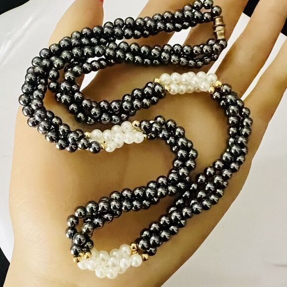 Vintage Twisted Hematite Faux Pearl Gold Beads Beaded Necklace 18” PRETTY 1080 - Picture 7 of 10
